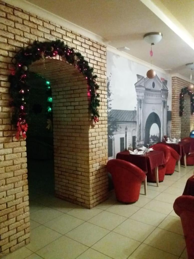 Отель Брама Hlukhiv Extérieur photo